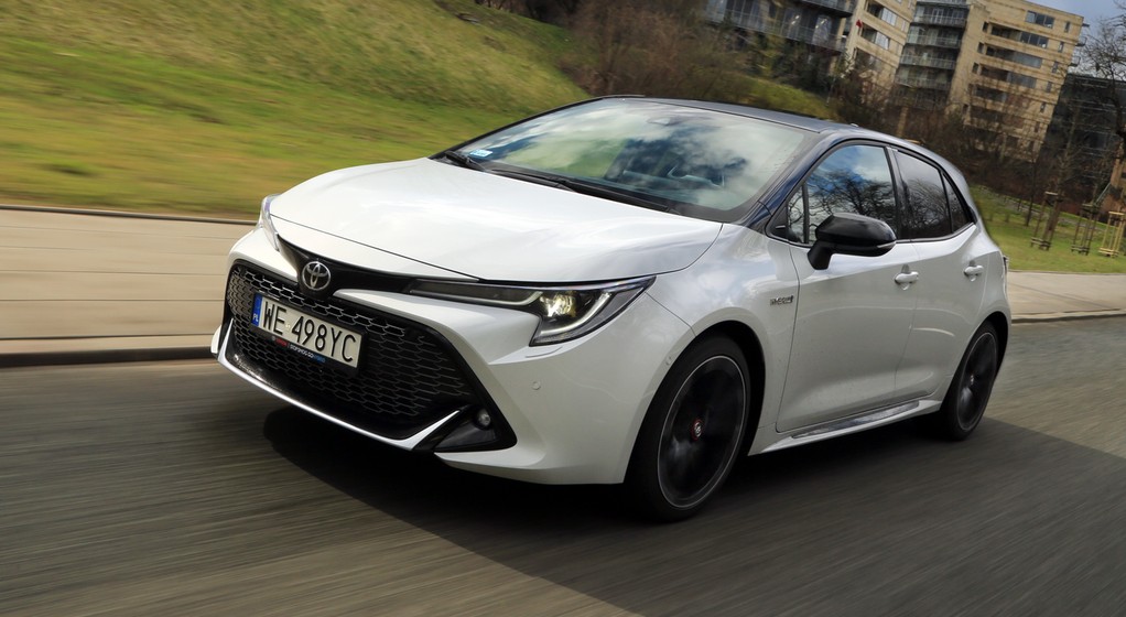 Toyota Corolla 2.0 Hybrid 184 KM GR Sport