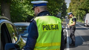 Trwa akcja policji w całej Polsce. Funkcjonariusze zaglądają do samochodów