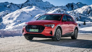 Audi e-tronem przez Alpy - podróż bez śladu