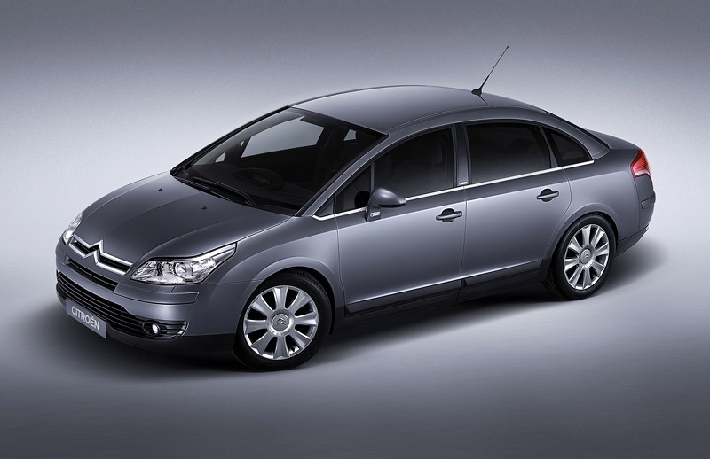 Citroen C4 Sedan: chiński atak