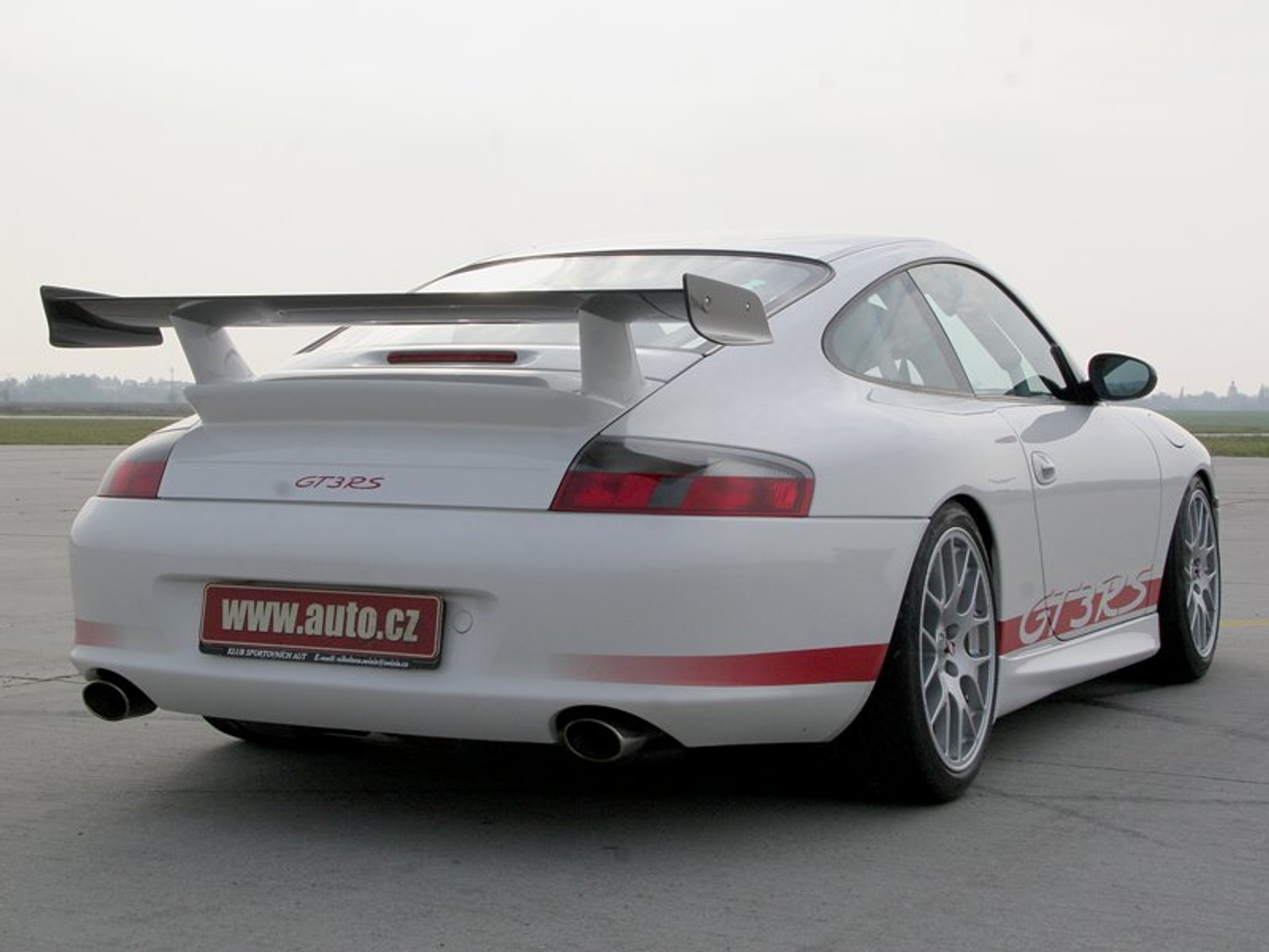 Porsche 911 GT3 RS: Mocarz (wideo)