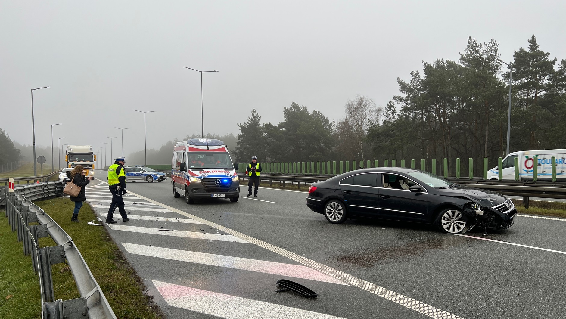 Jeśli w wypadku są ranni, musimy wezwać policję