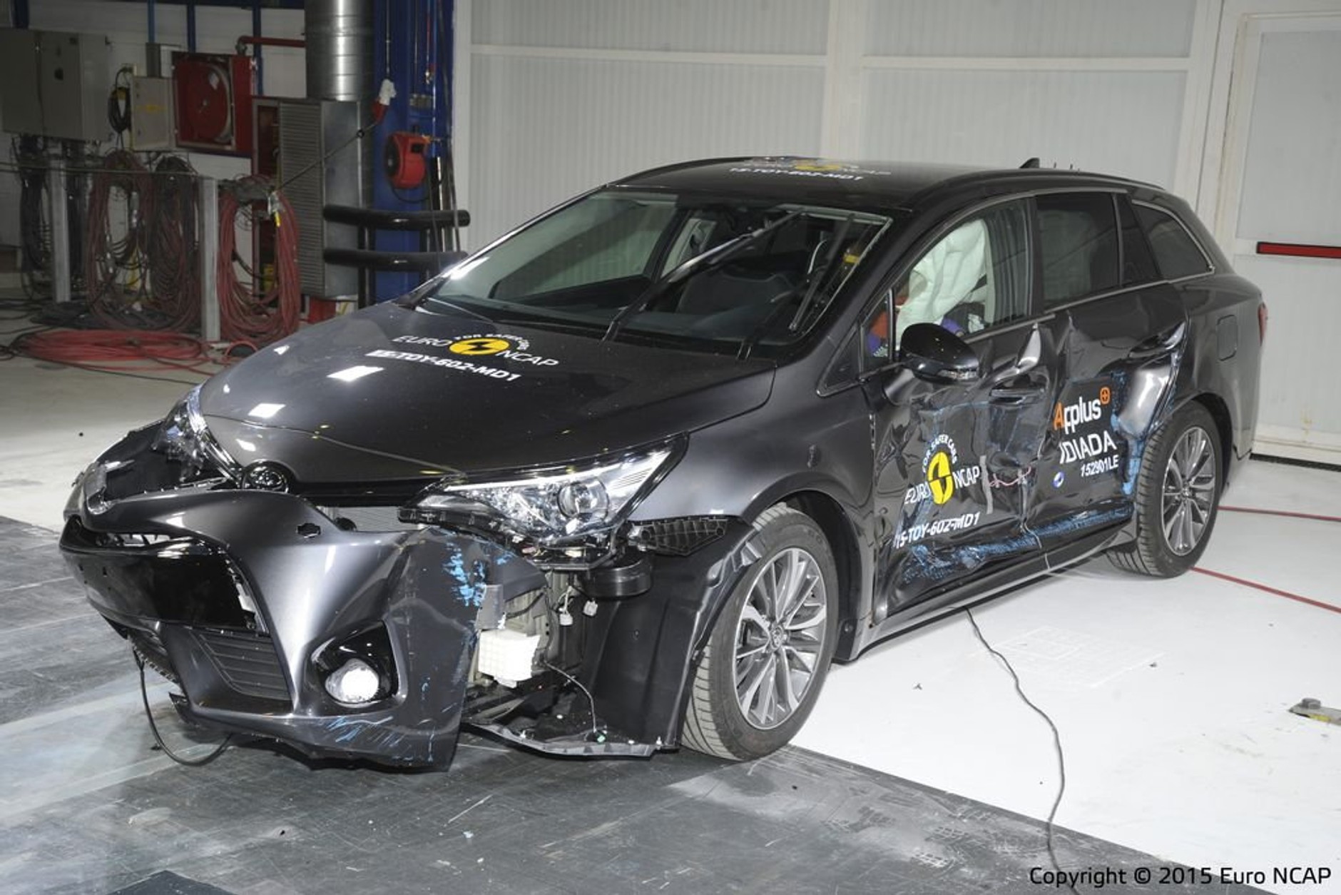 Toyota Avensis - pięć gwiazdek w teście EuroNCAP