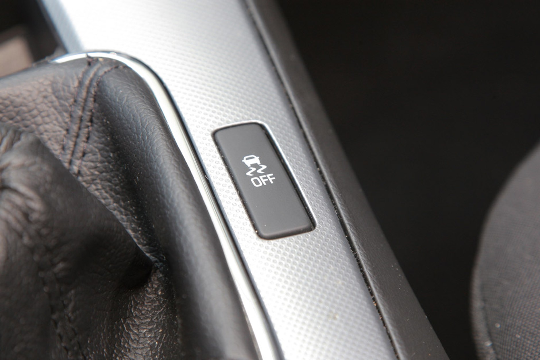 Cruze hatchback: czy Chevrolet pokona Volkswagena Golfa