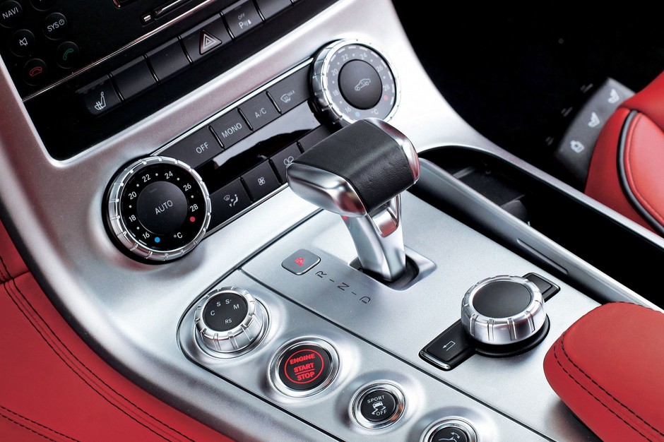 Mercedes SLS AMG
