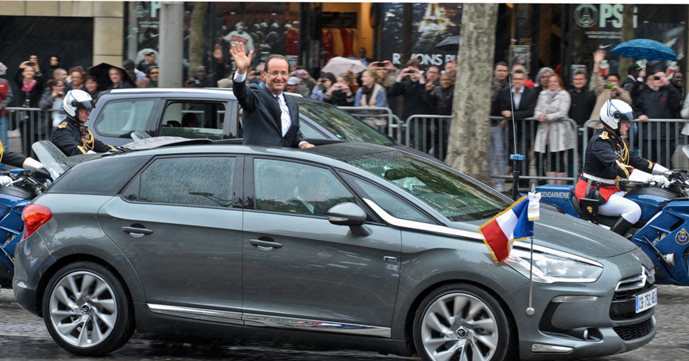 Francois Hollande w Citroënie DS5
