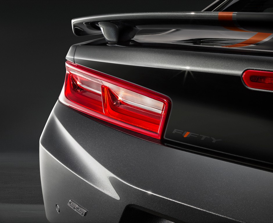 Chevrolet Camaro VI 50th Anniversary Edition