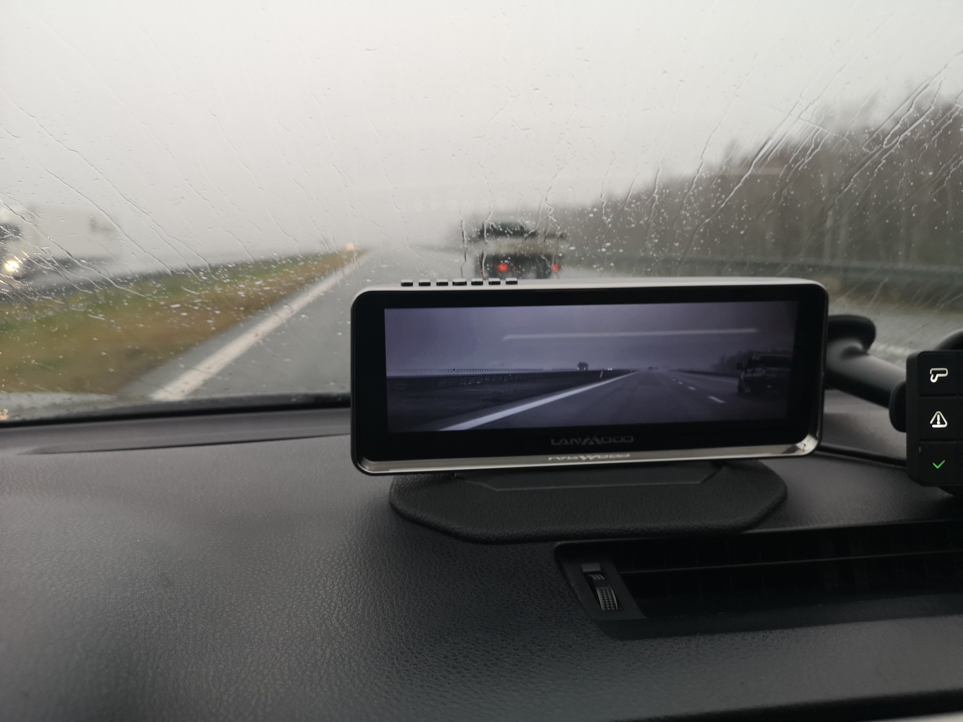 Lanmodo Vast  - uniwersalny zestaw night vision