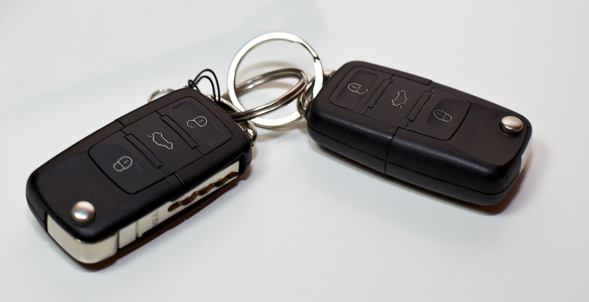 Klucze, dokument, GPS