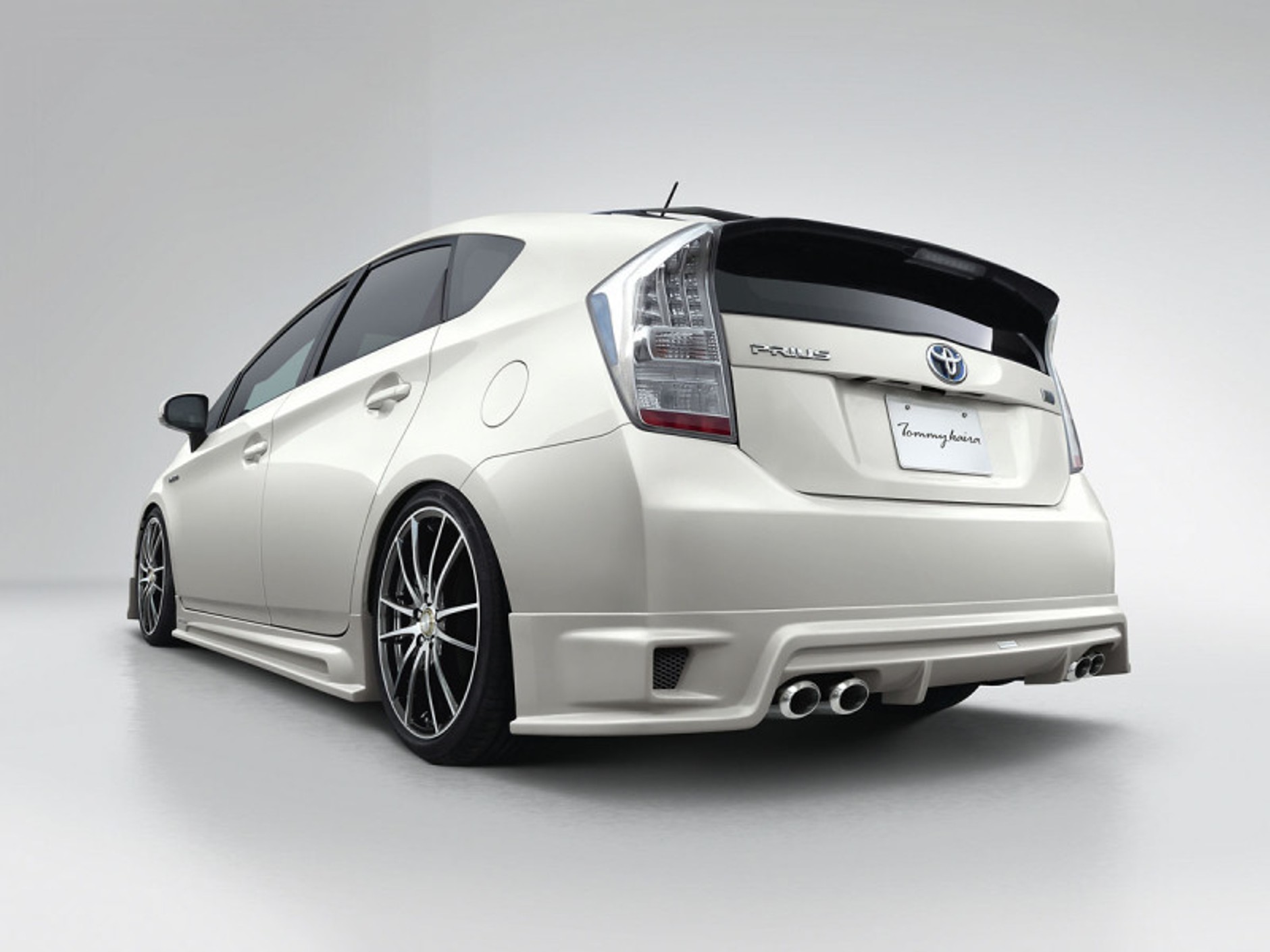Toyota Prius by Tommy Kaira – tuning ekologiczny