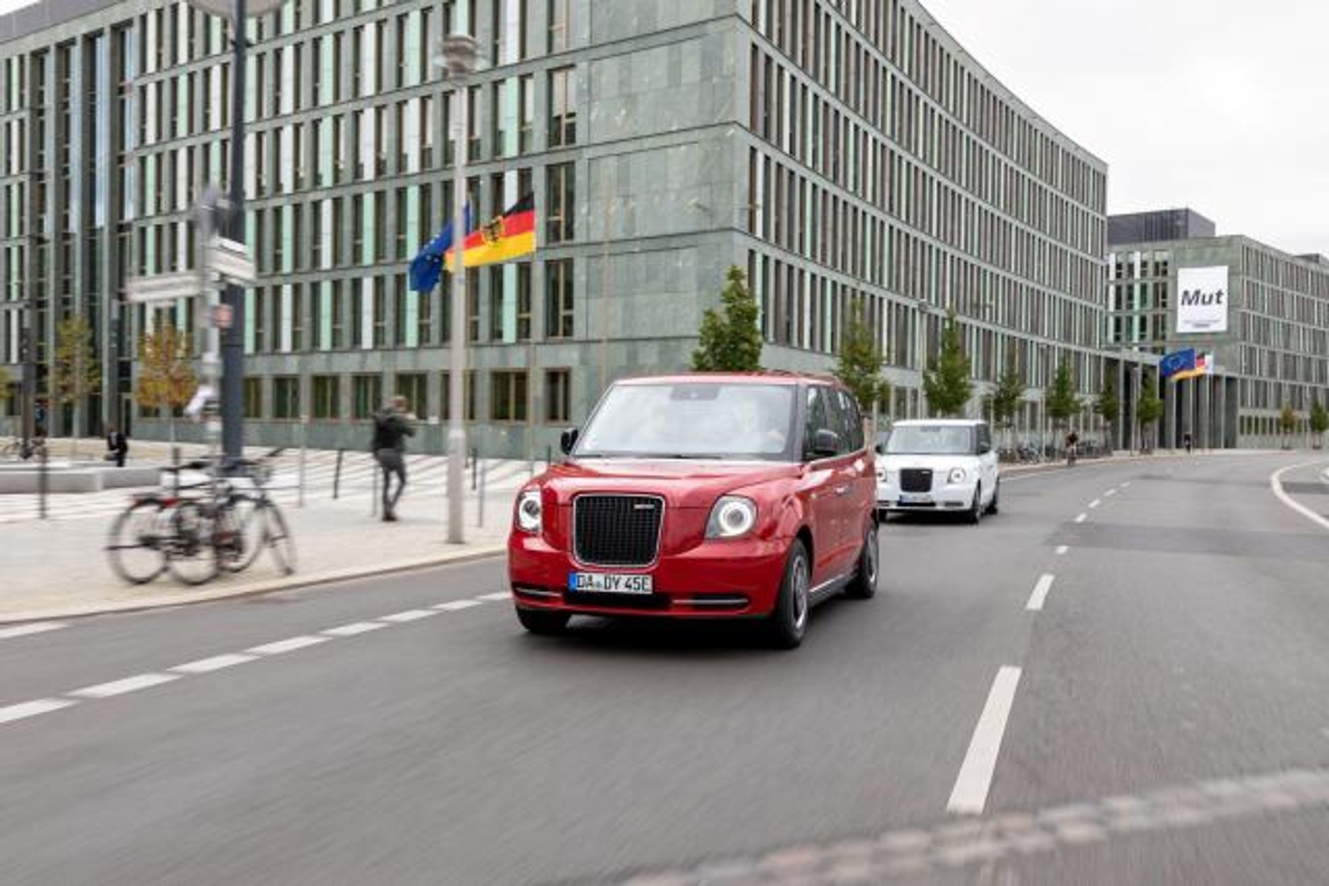 Elektryczne, londyńskie taksówki w Polsce