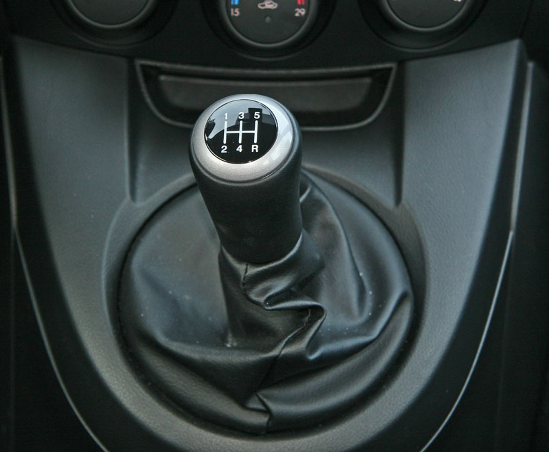 Mazda2 1,5 MZR (76 kW) Sport - japońska zabawka