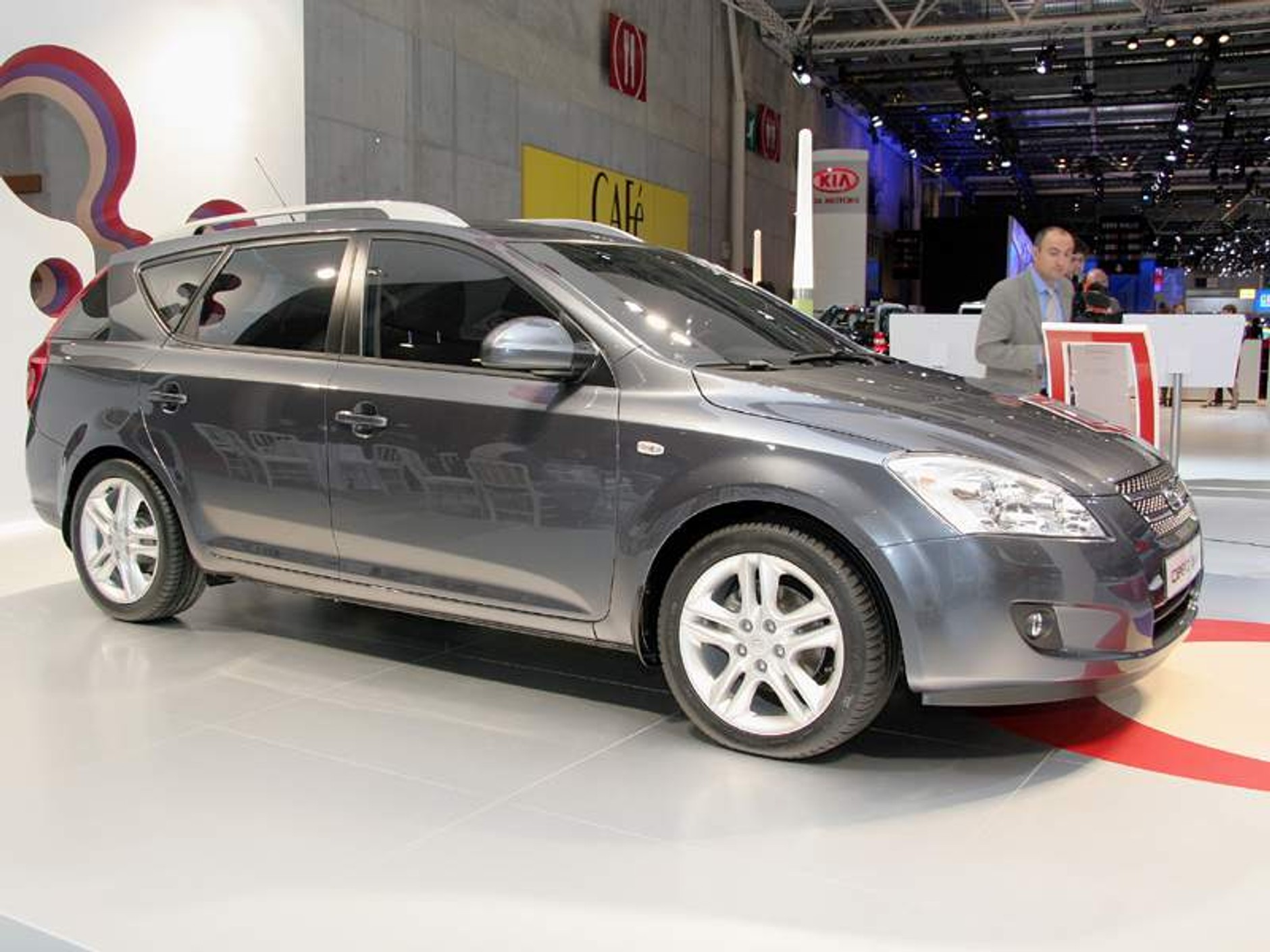 Paryż na żywo: fotogaleria z targów – Drugi dzień targów