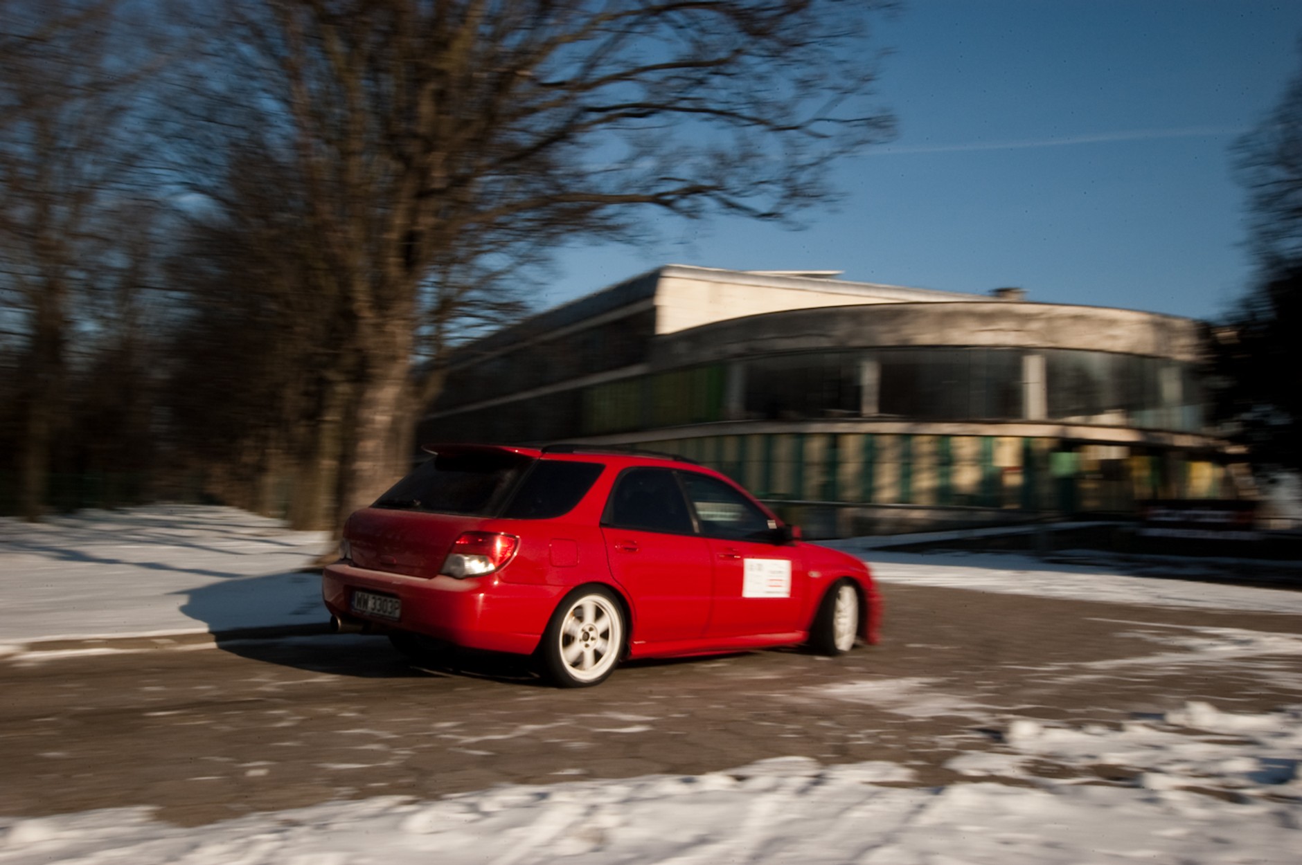 Doskonalenie techniki jazdy zimą: czyli KJS na Służewcu