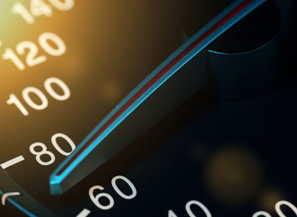 Wprowadzą obowiązkową zasadę 5 sekund w chińskich samochodach, ale nie tak, jak wszyscy myśleli