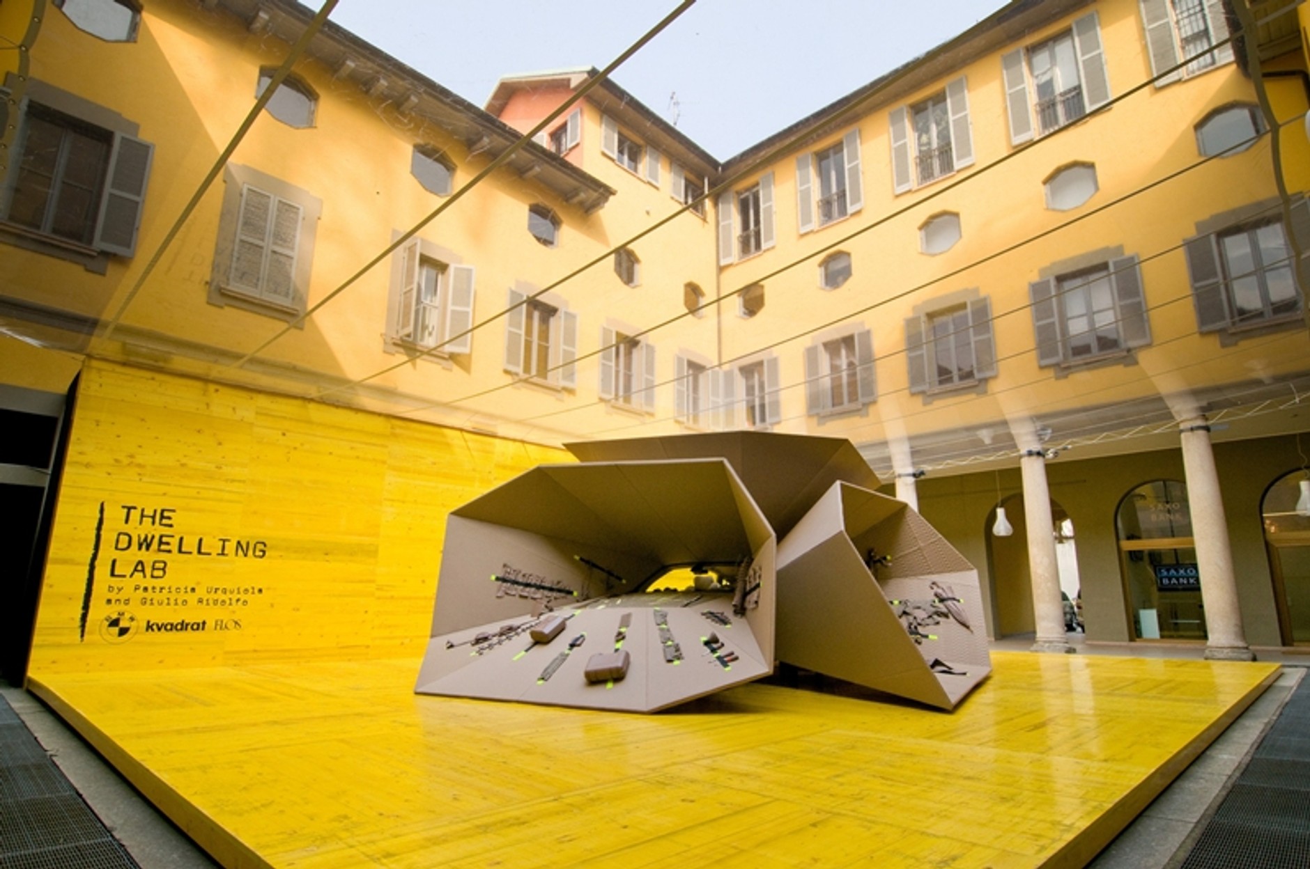 Który samochód ma tak obezwładniająco niesamowite wnętrze?