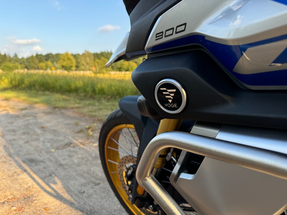 Voge DSX 900