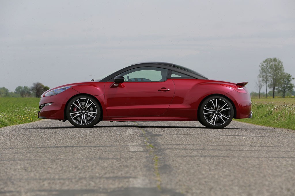 Peugeot RCZ-R
