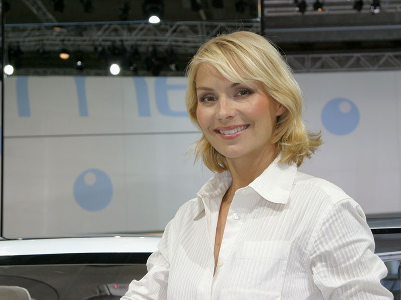 IAA Frankfurt 2007: fotogaleria 4. część – kobiety, kobiety, kobiety...