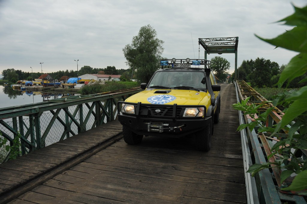 4x4 Family Adventure: baza pod namiotami