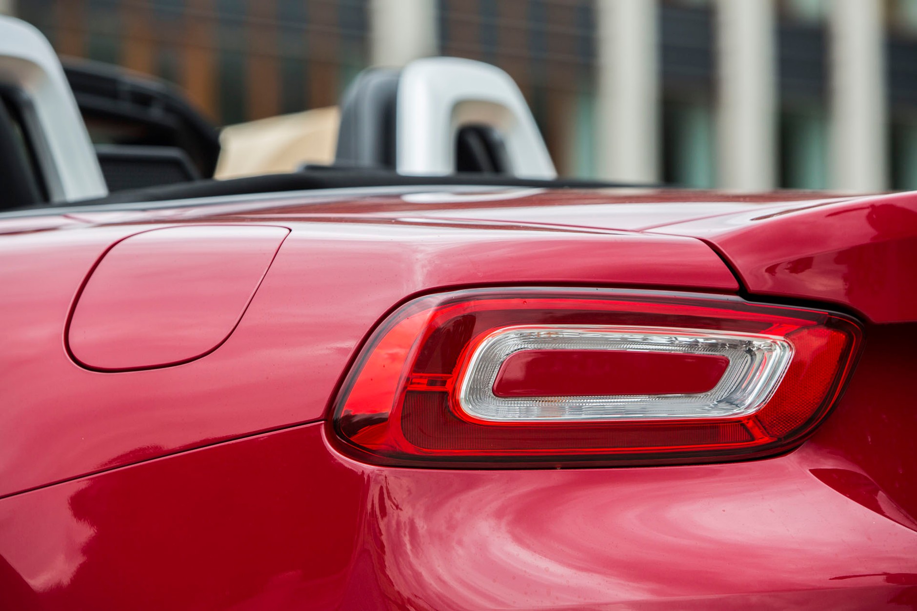 Fiat 124 Spider - fun car retro