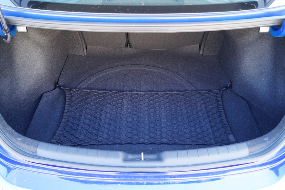Hyundai Elantra 1.6 MPI