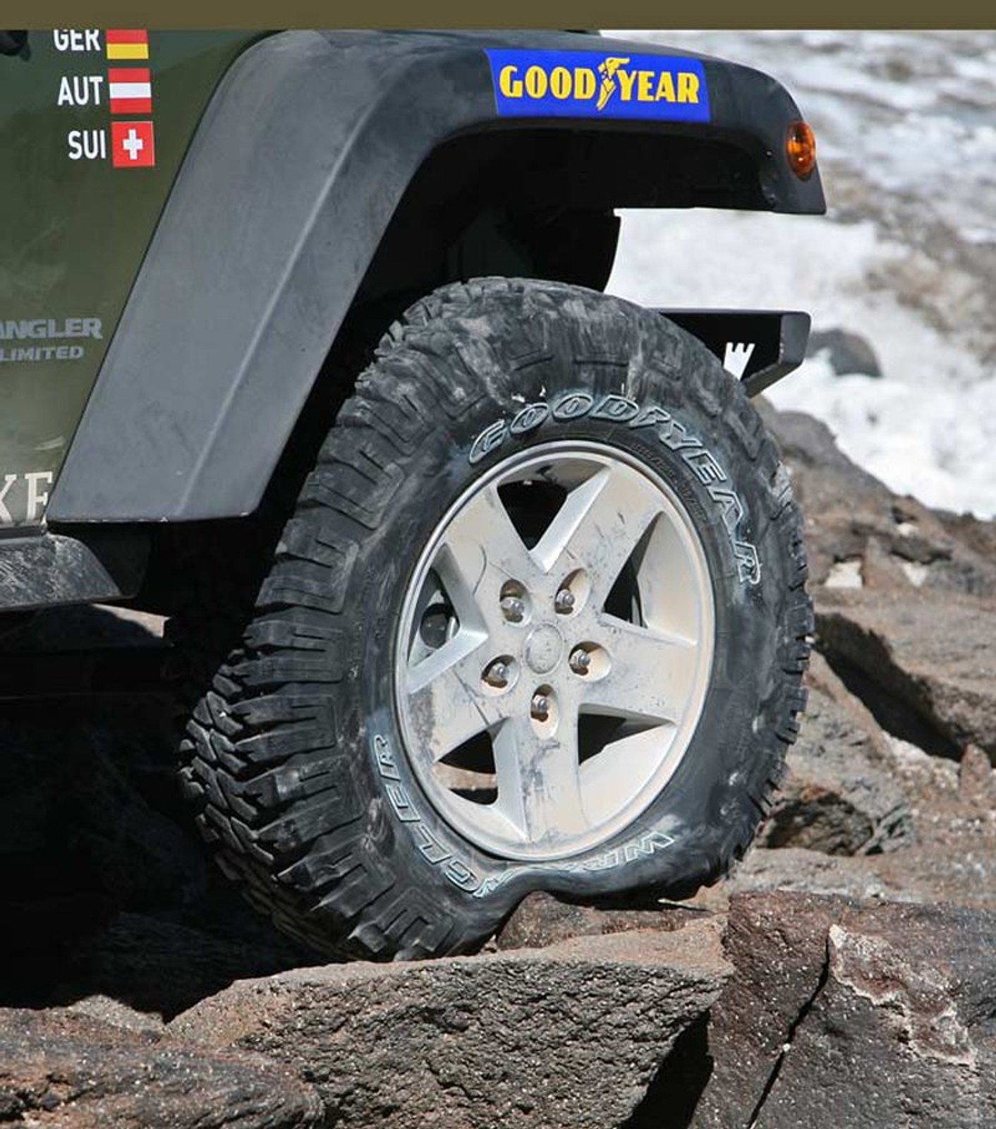 Jeepem Wrangler Unlimited Rubicon na wysokość 6646 m n. p. m.