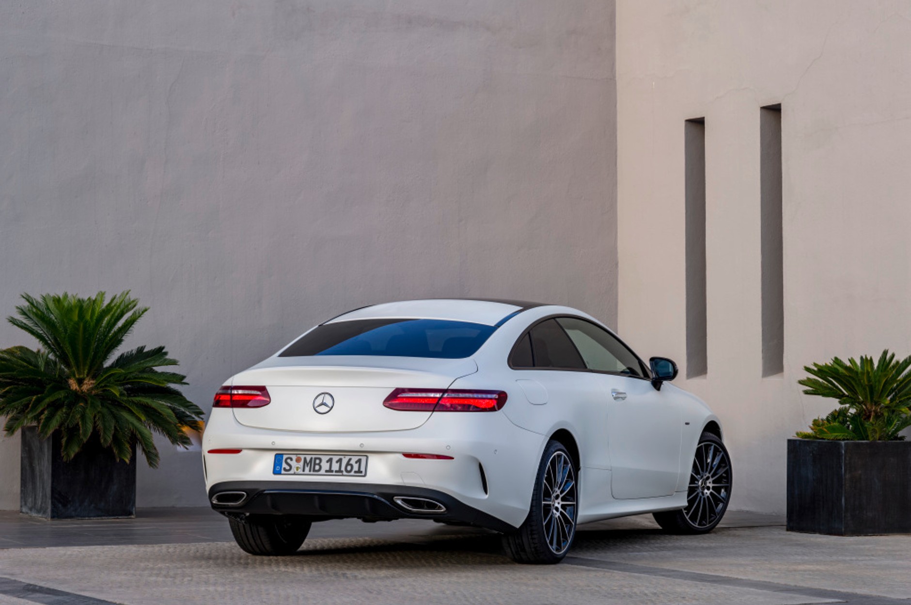 Historia Mercedesów klasy E coupé i cabrio