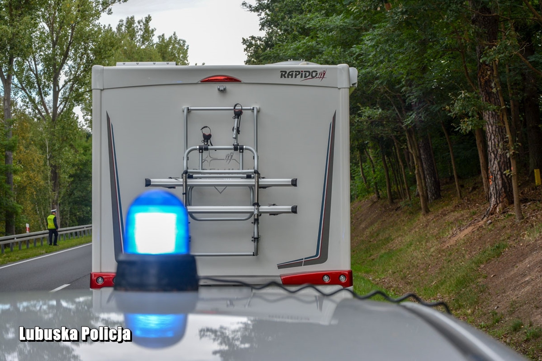 Kontrola policyjna kampera