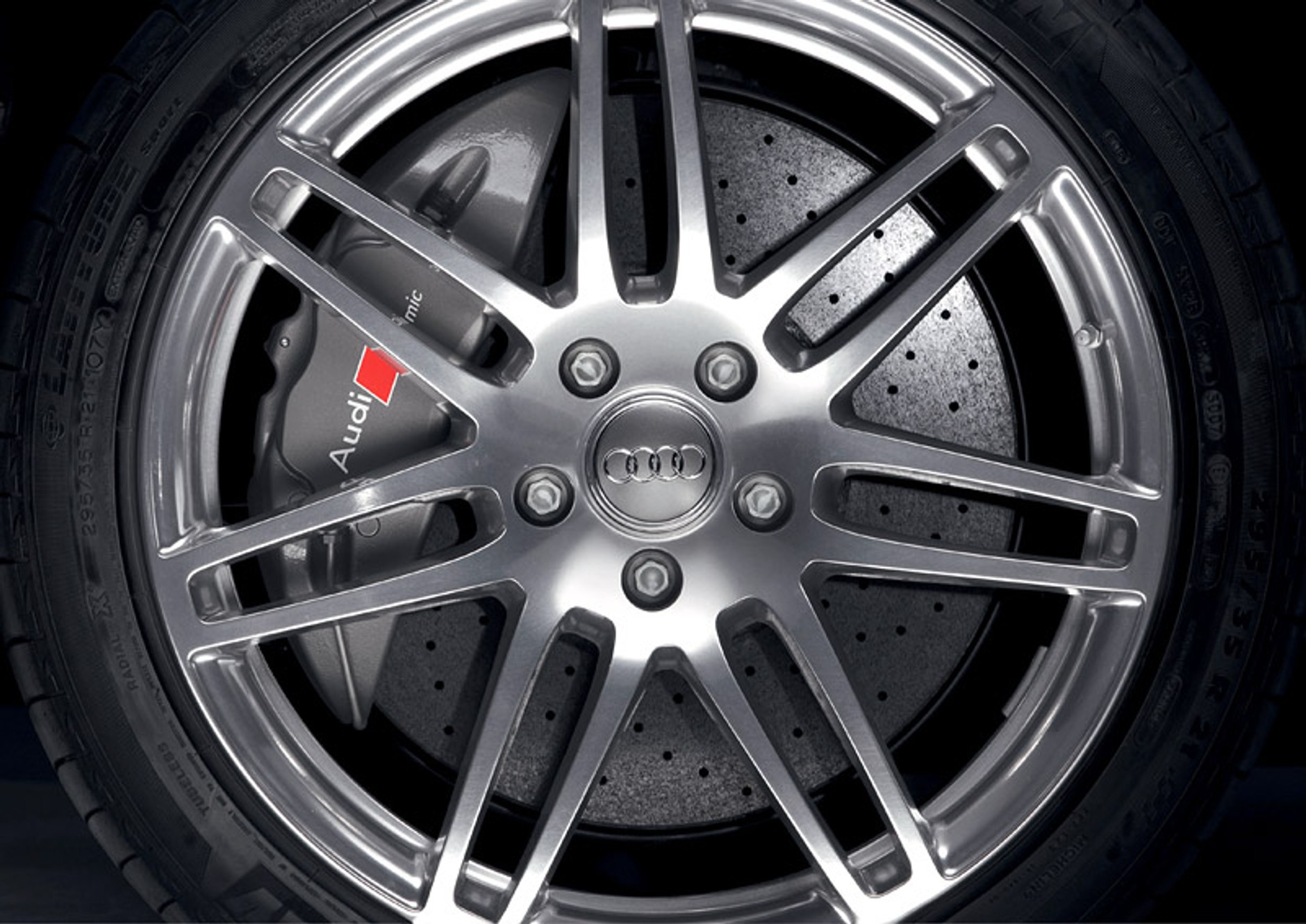 Genewa 2008: Audi Q7 V12 TDI – SUVopożeracz w drodze do salonów sprzedaży