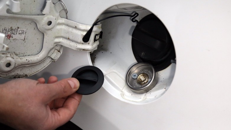 Toyota Auris Kombi 1.8 Hybrid LPG 2014 2. generacja