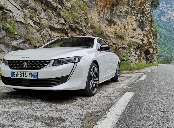 Nowy Peugeot 508 – Diesel ma się dobrze