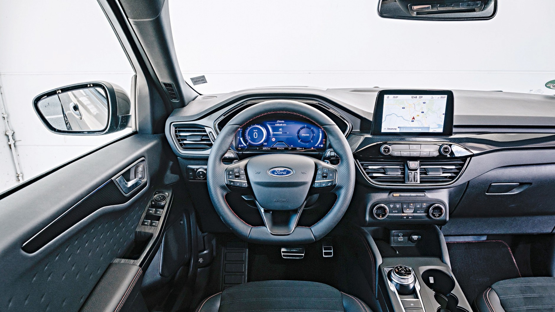 Ford Kuga - kokpit