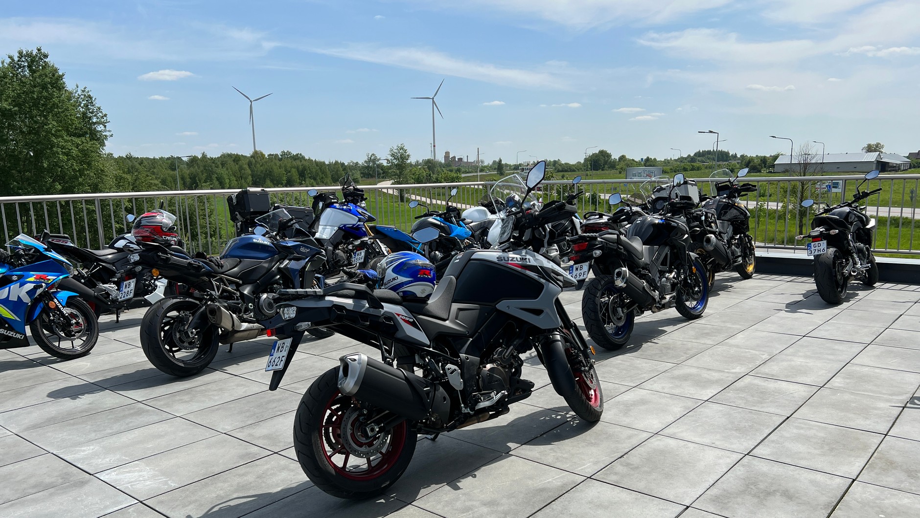 Prezentacja motocykli Suzuki na 2023 r.