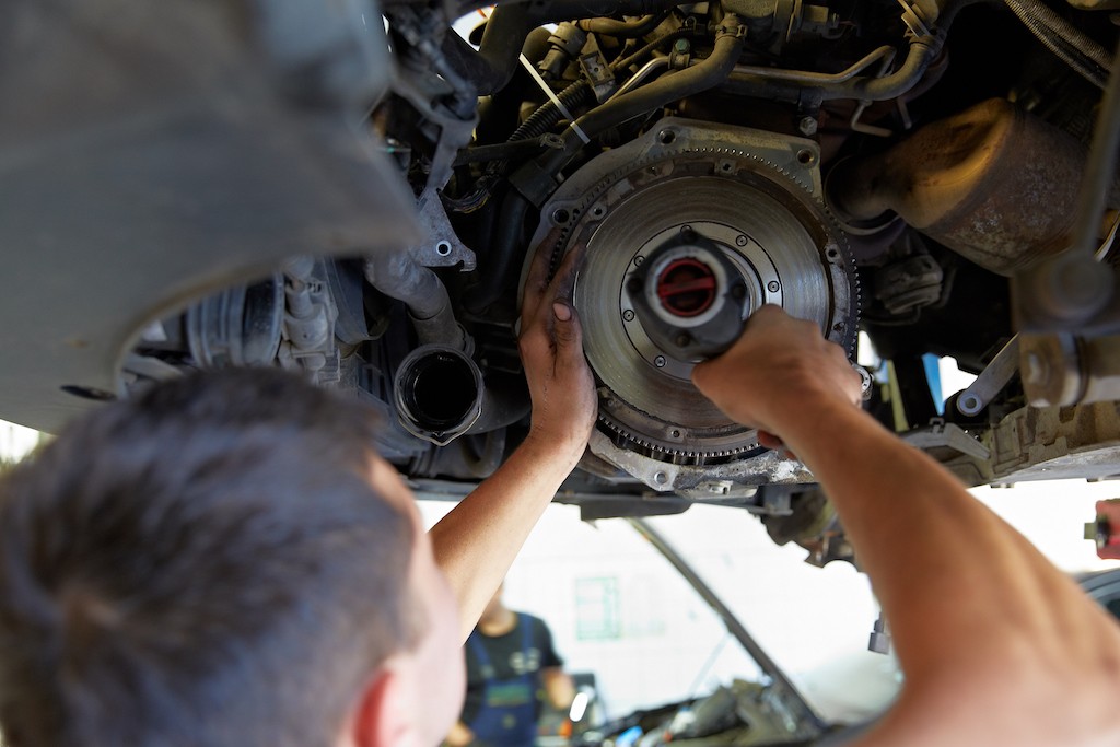 Wymiana koła dwumasowego