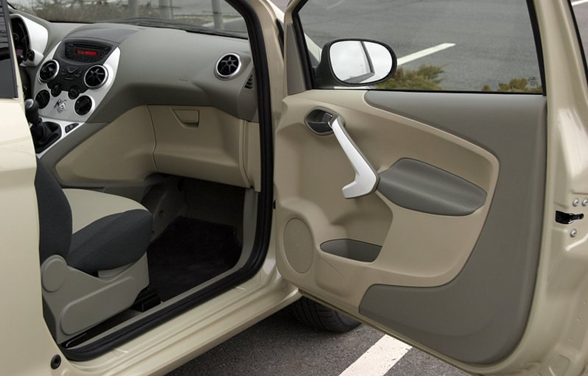 Test: Fiat 500 1,2 (51 kW) vs. Ford Ka 1,2 (51 kW) – Malá piva