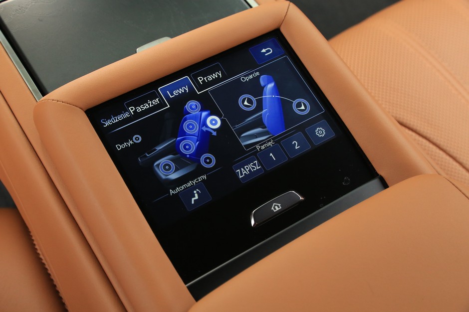 Lexus LS 500h