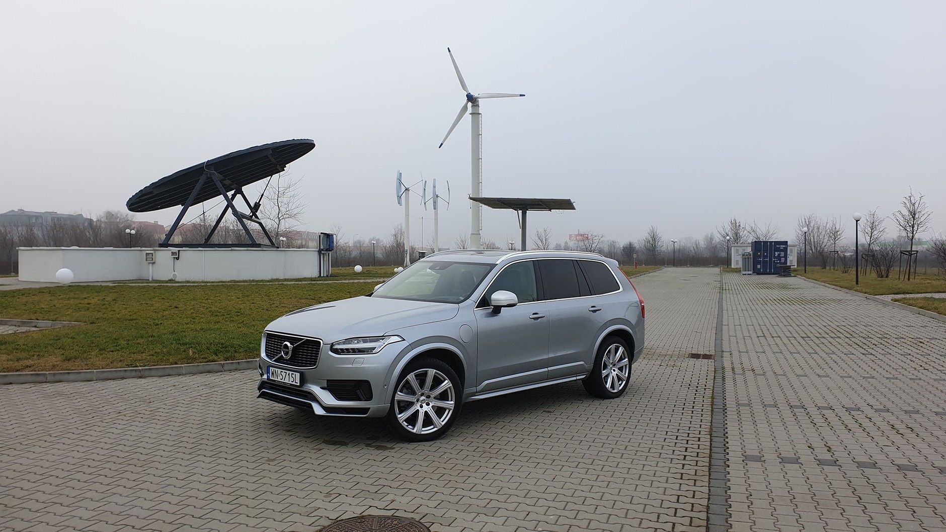 Volvo XC90 – która hybryda będzie lepszym wyborem