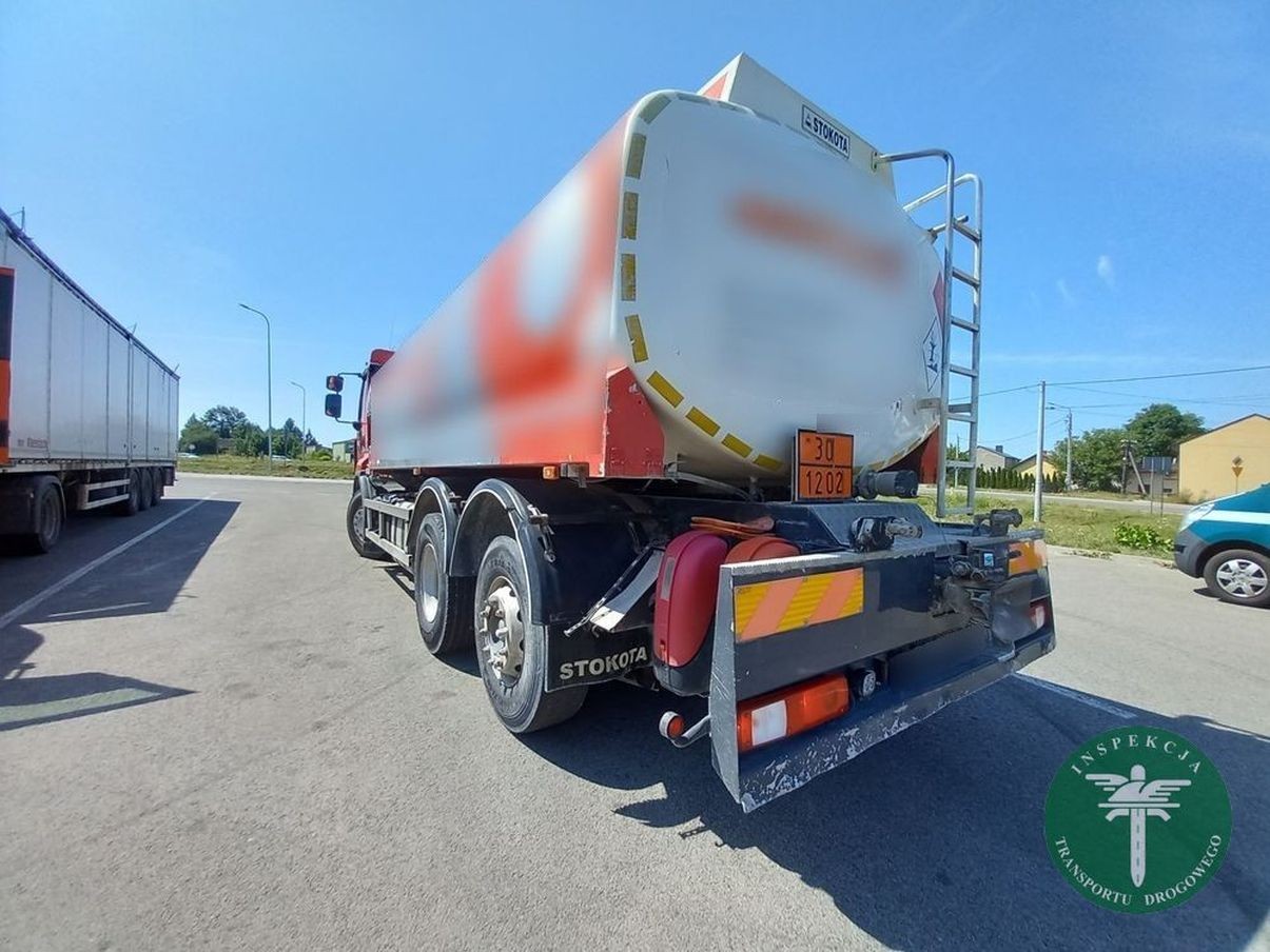 Kierowca cysterny znakował trasę. Inspektorzy ITD surowo go ukarali