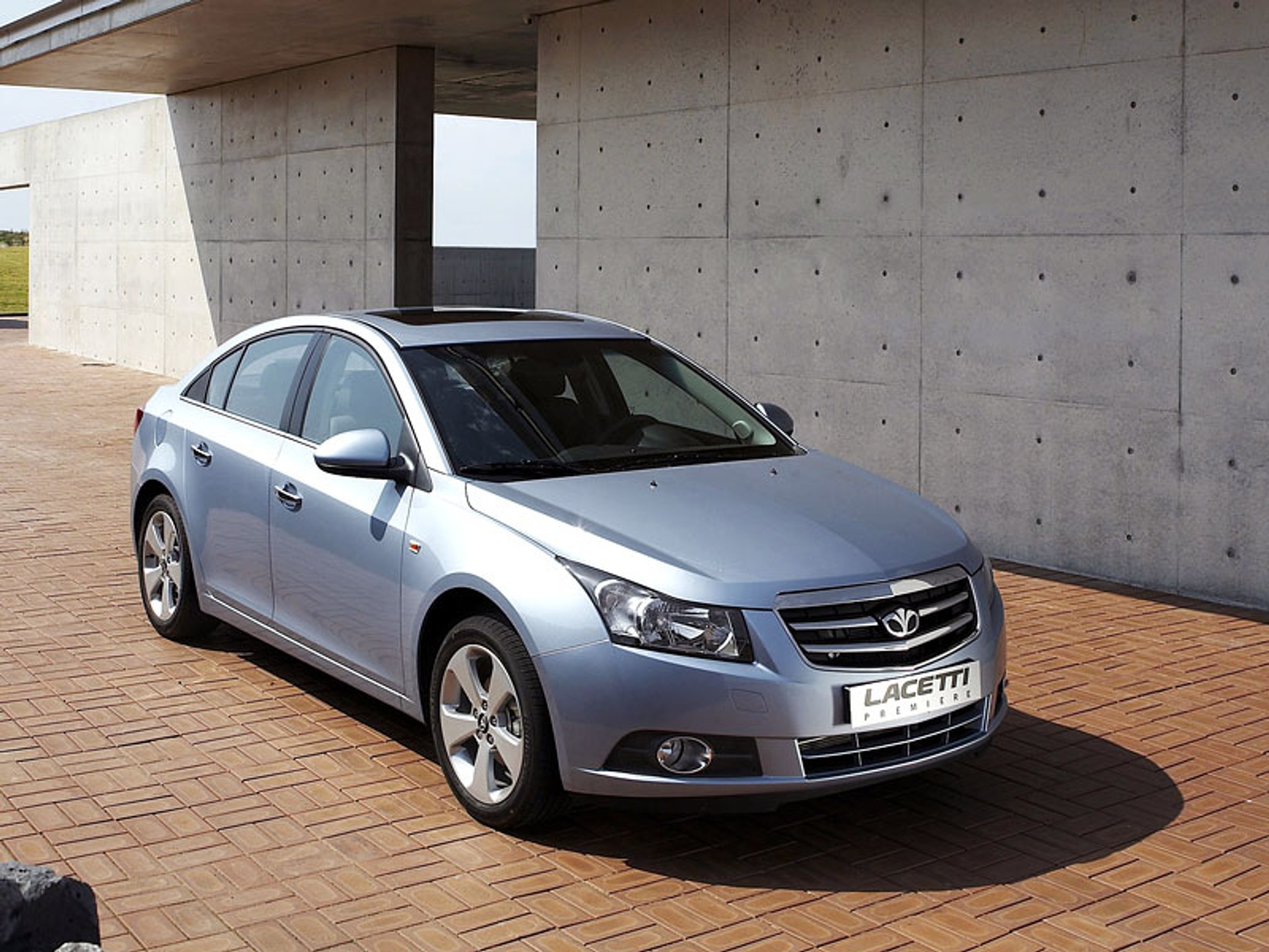 Chevrolet Cruze jest już sprzedawany w Korei (fotogaleria)