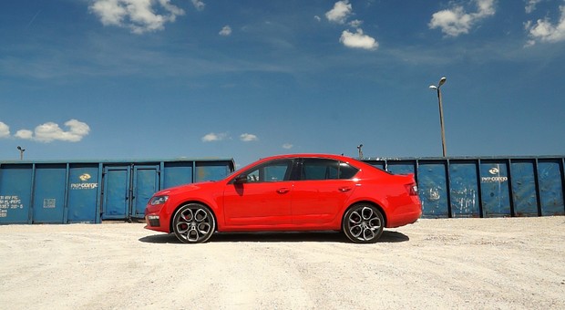 W korku - Skoda Octavia RS | Odc. 1