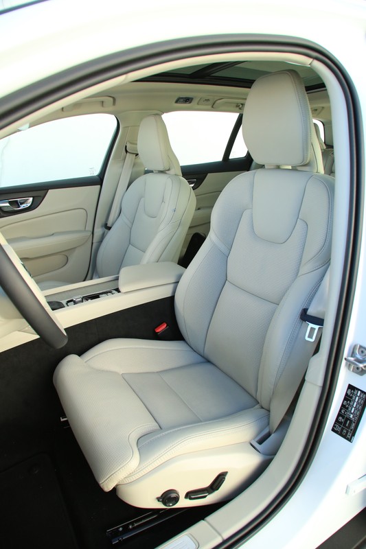 Volvo V60 Cross Country D4 Polestar