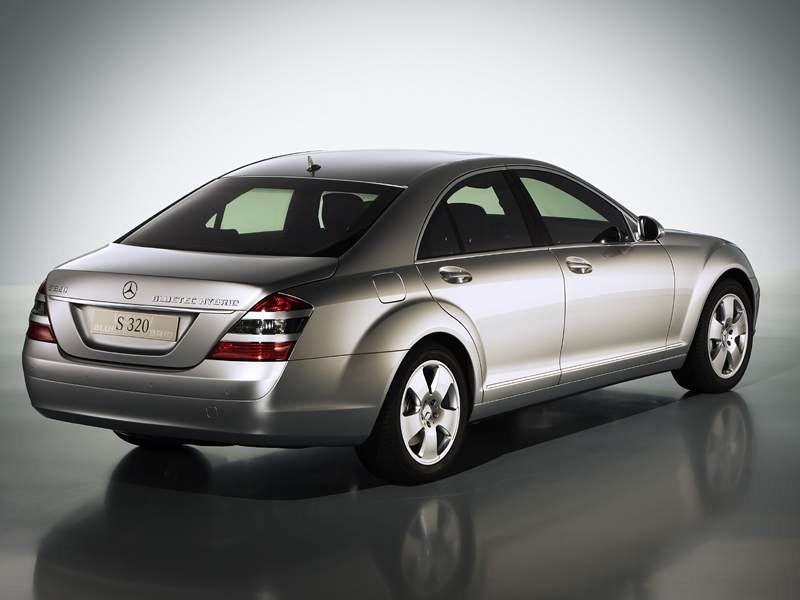 Hybrydowy Mercedes-Benz klasy S pojawi się na rynku w roku 2008