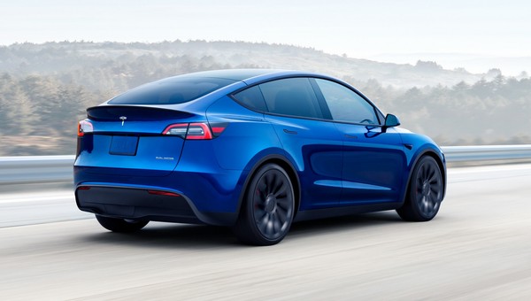Tesla Model Y (2021)