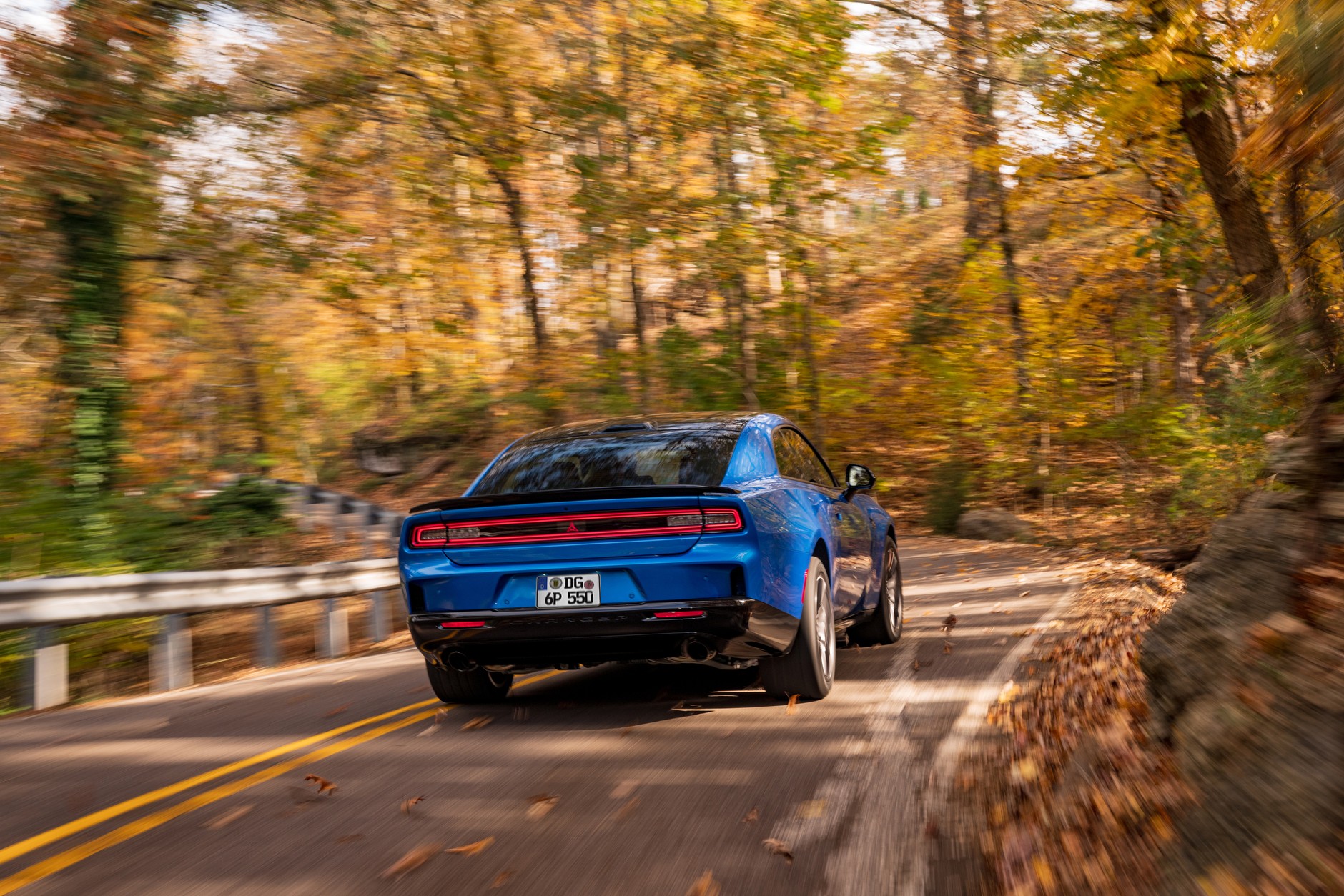 Nowy Dodge Charger