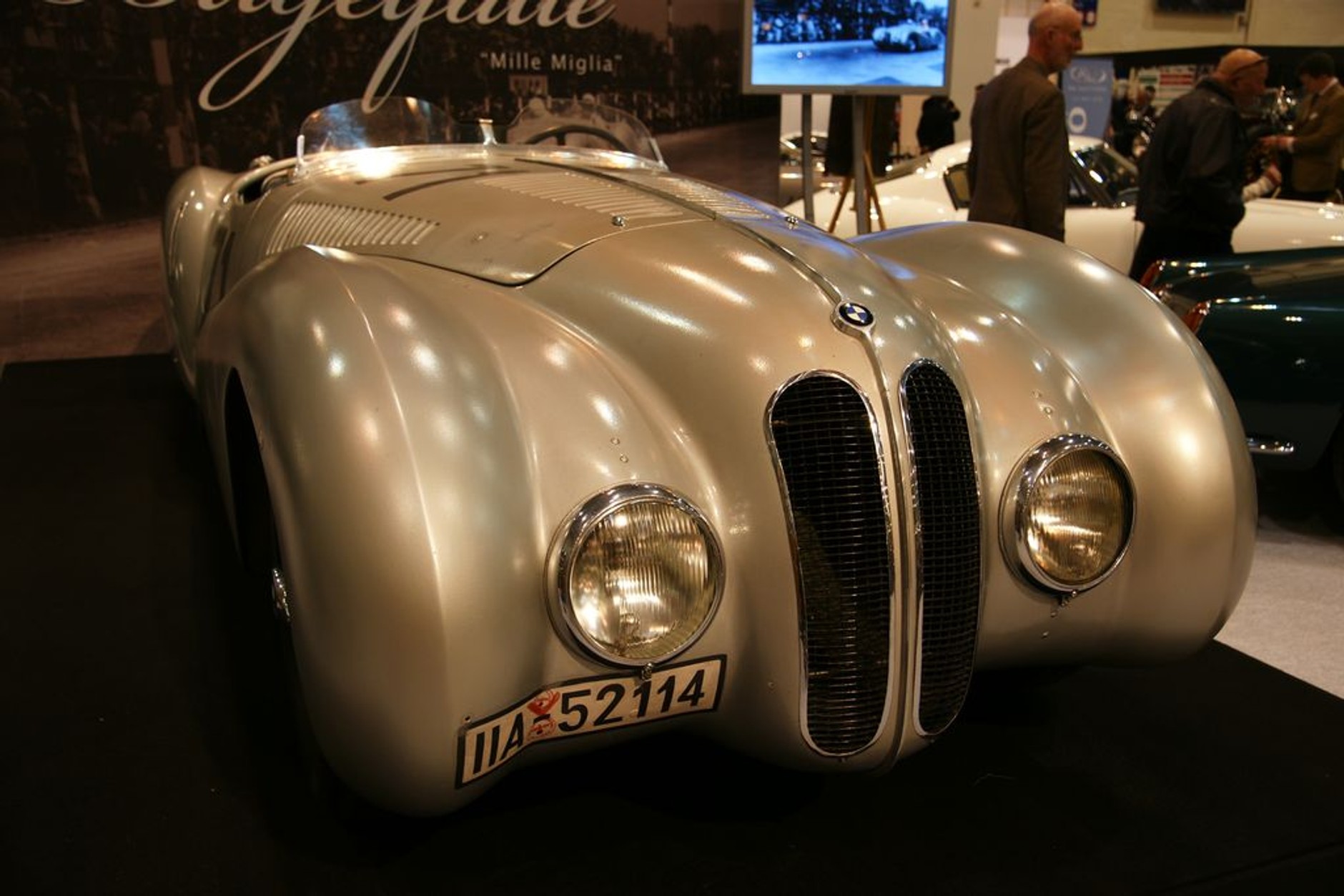 Techno Classica Essen 2010: targi rekordów - zaprzeczenie kryzysu w motoryzacji (galeria)