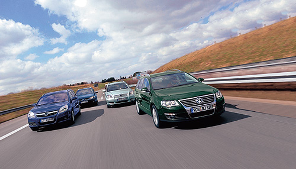 VW Passat, Opel Vectra, Toyota Avensis, Renault Laguna - Szybkie i pojemne