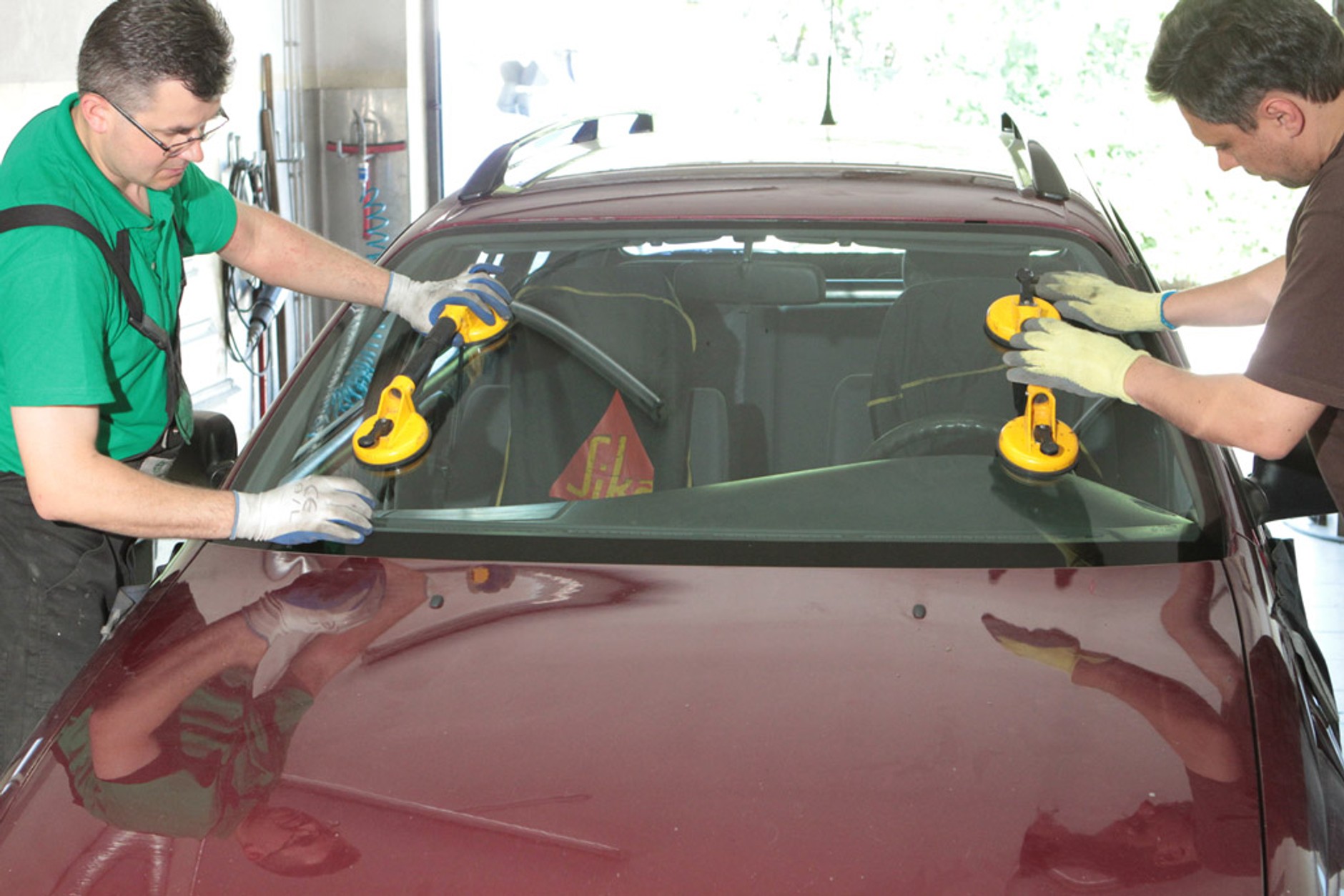 Dlaczego warto wymienić porysowaną szybę?