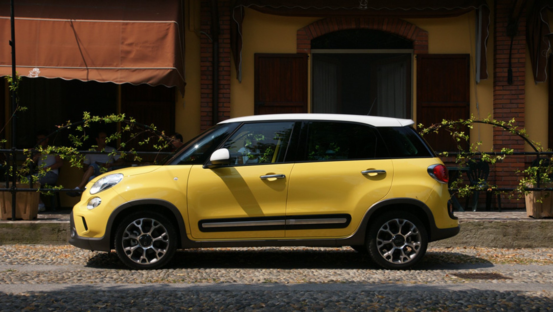 Fiat 500L Trekking: dla aktywnych i młodych duchem