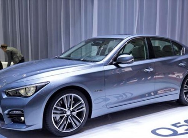 Genewa 2013: Infiniti Q50 z dieslem